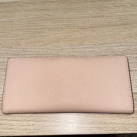 Michael Kors wallet - Picture 2 of 3